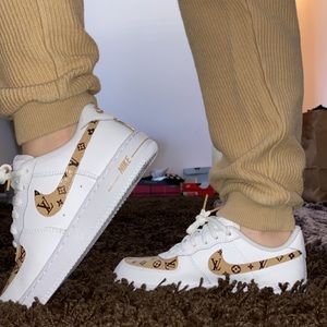 Meet your Posher, Alexa